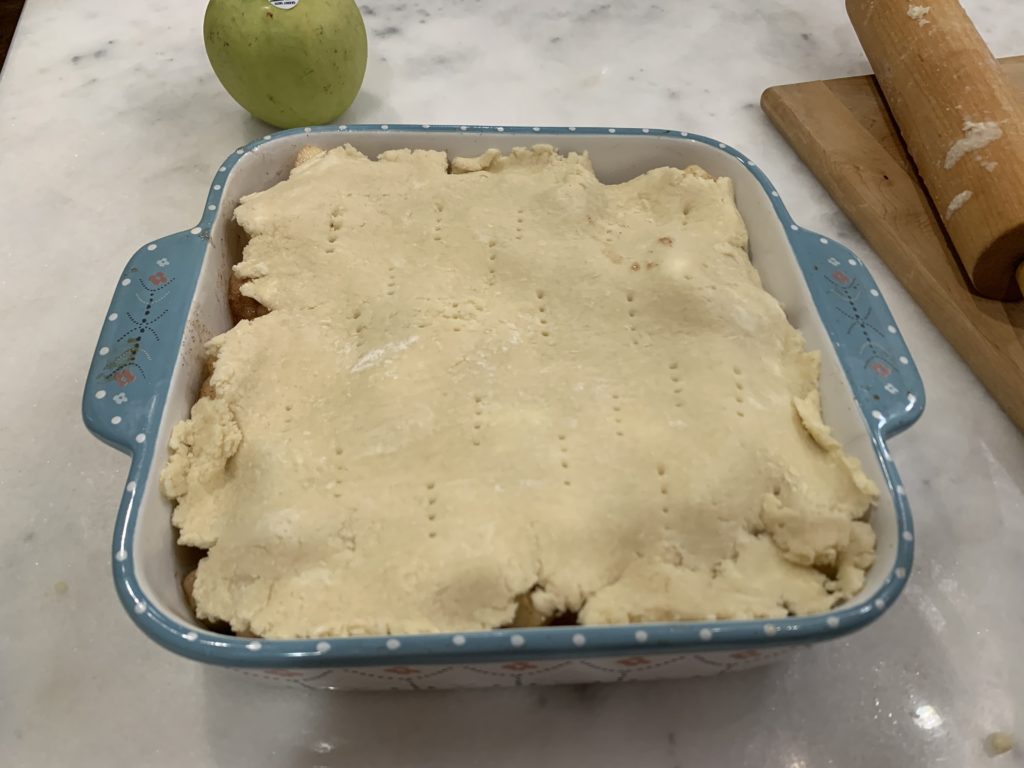 apple cobbler being made from scratch